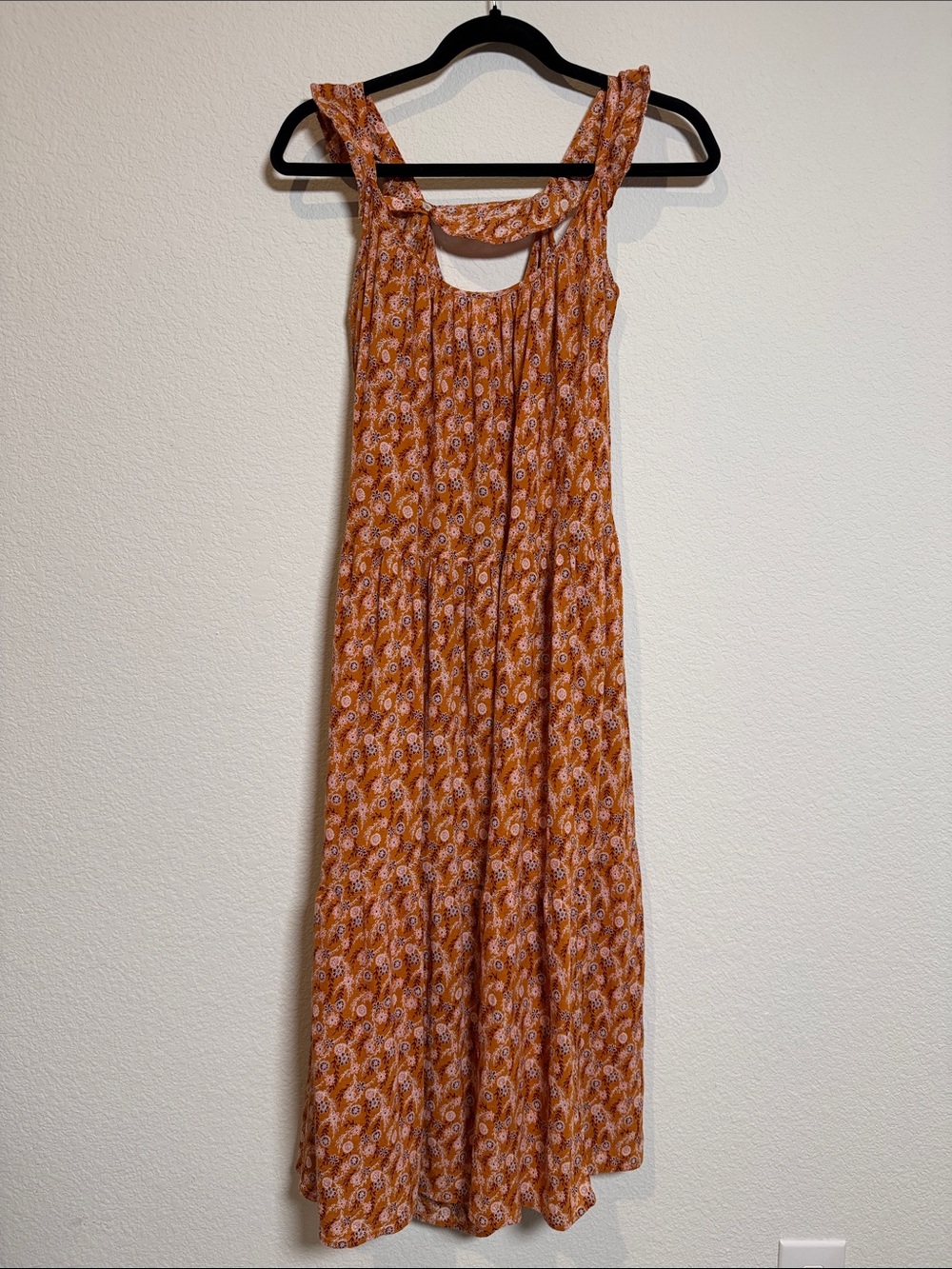 XiRENA Runer Laurel Orange Tan Floral Tiered Maxi midi Dress Small